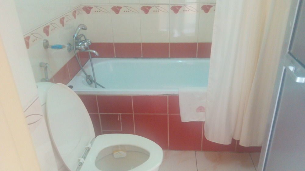 King'S Conference Centre Hotel Bujumbura Kültér fotó